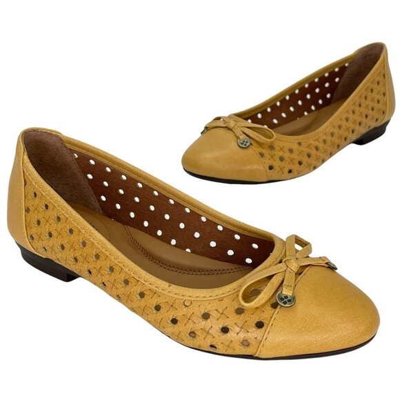 Patricia Nash Bettina Ochre Leather Perforated Bow Accent Womens Flats Size 6M - Picture 13 of 13